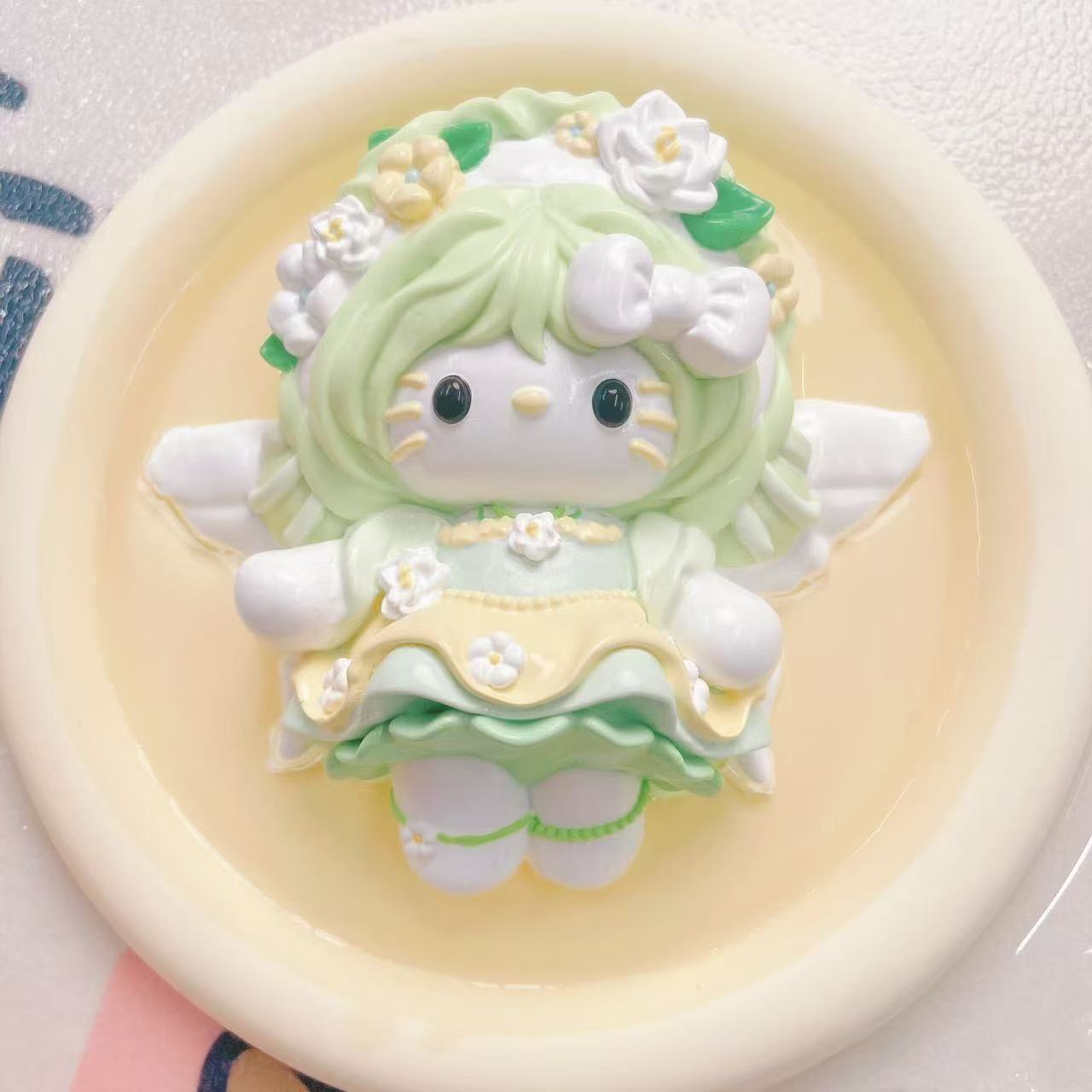 Kawaii Strawberry Cat Girl Squishy Toy – Cute Stress Relief Slow Rising