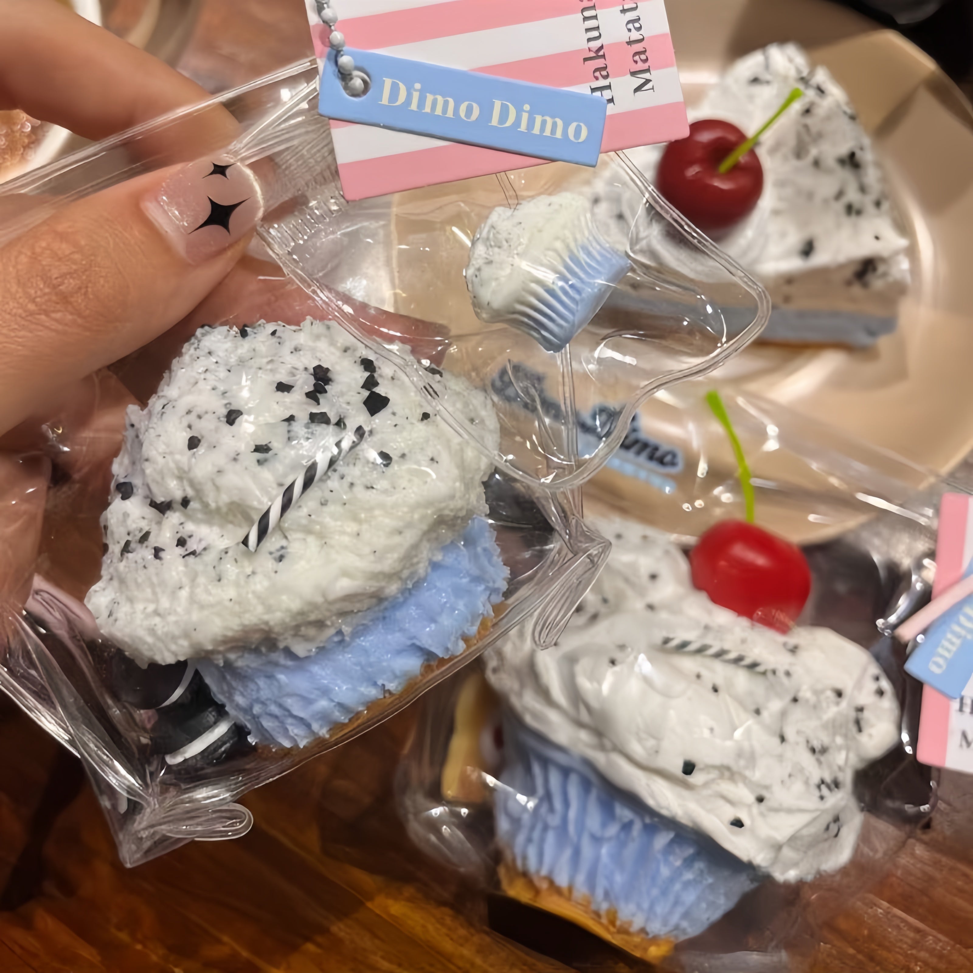 Slow Rising Cake Squishy – Fun & Relaxing Fidget Toy for All Ages