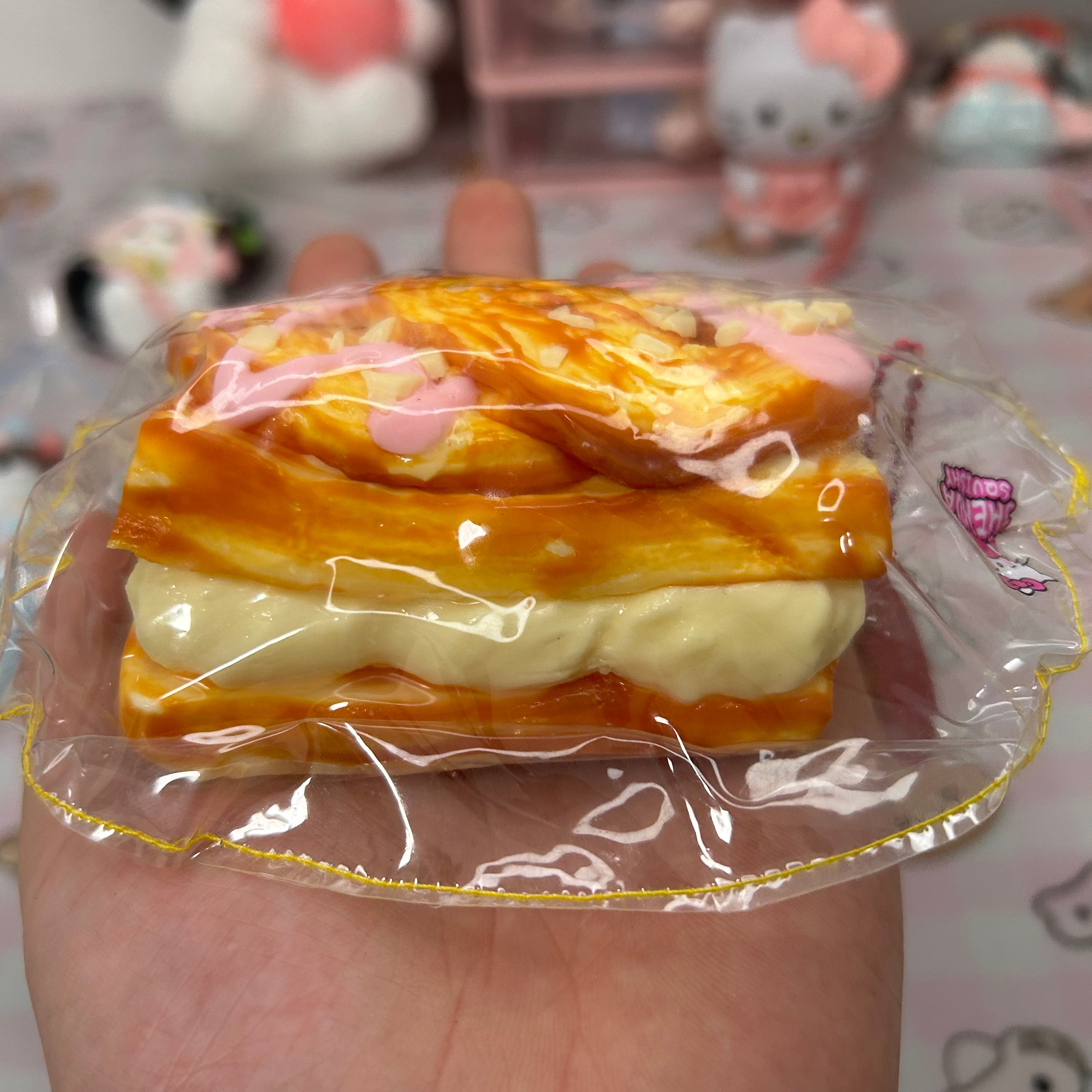 Kawaii Pastry - Shaped Squishy ToyοΌOnly oneοΌ