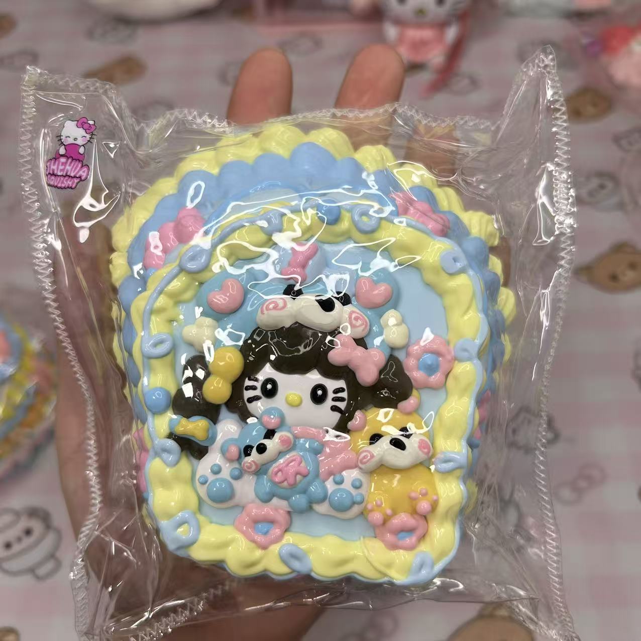 π Hello Kitty - Themed Kawaii Squishy ToyοΌOnly oneοΌ