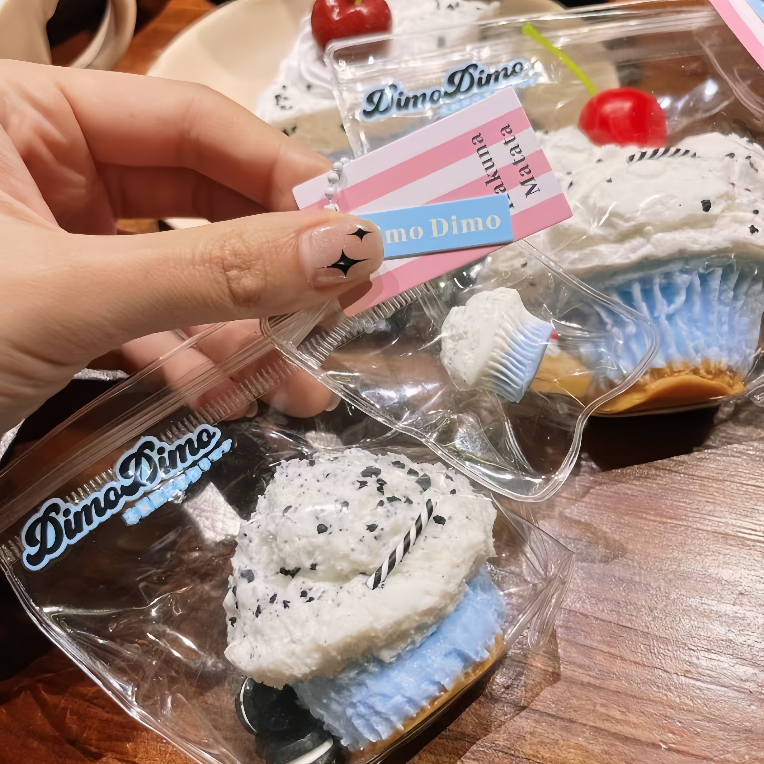 Slow Rising Cake Squishy – Fun & Relaxing Fidget Toy for All Ages