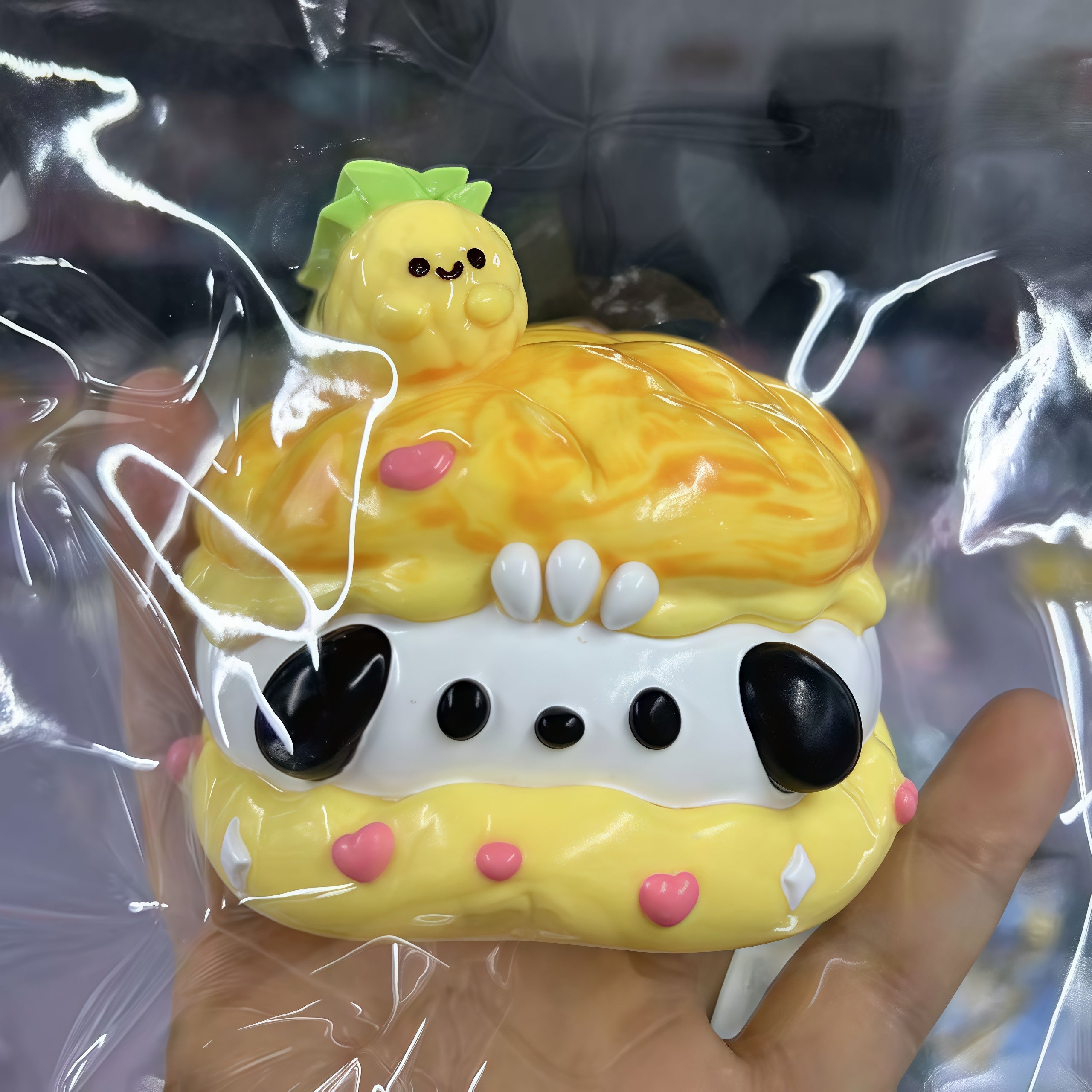 Hello Kitty Pineapple Bun Squishy Toy – Squishy Sweetness with Food - Grade Silicone 🍍